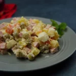 Olivier Salad Recipe – popolare dal 1860 ad oggi!