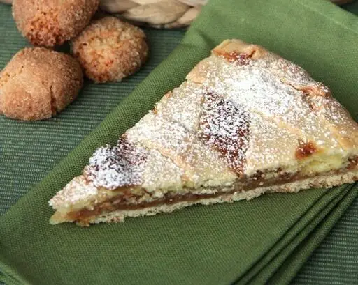 Crostata al mascarpone e amaretti