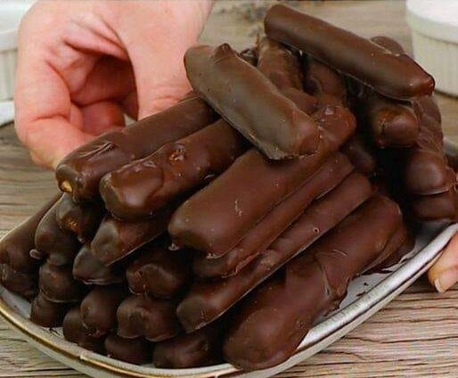 BASTONCINI DI CIOCCOLATO 😋