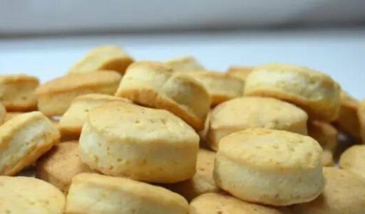 Come fare i biscotti con 2 ingredienti, una ricetta semplicissima!