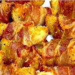 Patate avvolte con bacon: il piatto originale e sfizioso