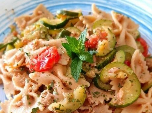 Pasta al tonne e ZUCCHINERicetta di Monica