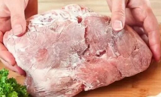 Come scongelare la carne in 5 minuti Con questo metodo ti toglierai dai guai!