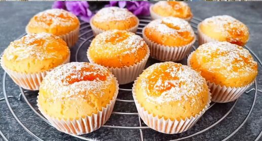 Muffin al quark della nonna con budino alla vaniglia, d’ora in poi preparerò solo questi muffin