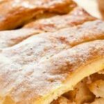 Strudel di mele croccante con mandorle e cannella, davvero delizioso e imbattibile