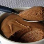 Mousse al cioccolato con 2 ingredienti