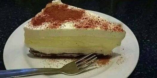 Torta alla crema pasticcera senza cottura