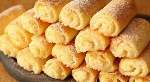 Deliziose frittelle di cagliata preparate senza farina in 3 minuti