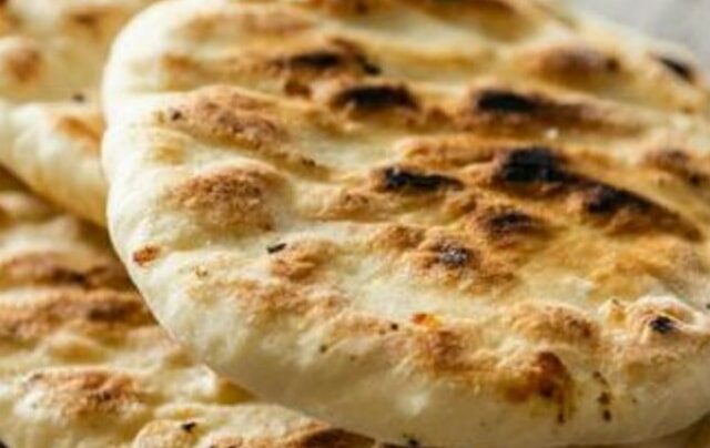 Pane al latte in padella, senza lievitazione e senza impastatrice!