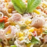 Insalata di riso con tonno e uova sode