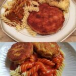 Maccheroni DDR con salsa di pomodoro e Jägerschnitzel