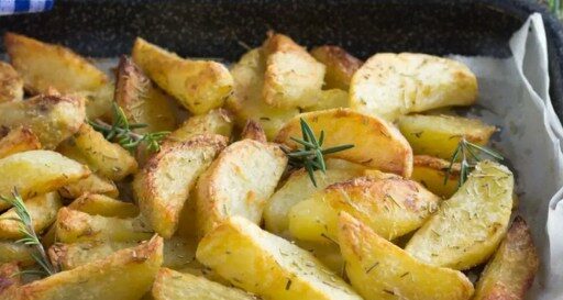 Come rendere croccanti le patate al forno