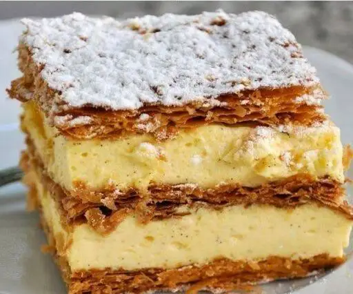 Millefoglie: la ricetta classica del dessert fragrante e goloso