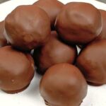 Tartufi Di Cioccolato Al Cocco: Deliziosi con pochissimi ingredienti!