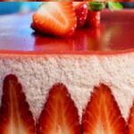 Torta mousse alle fragole facilissima da preparare