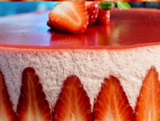 Torta mousse alle fragole facilissima da preparare