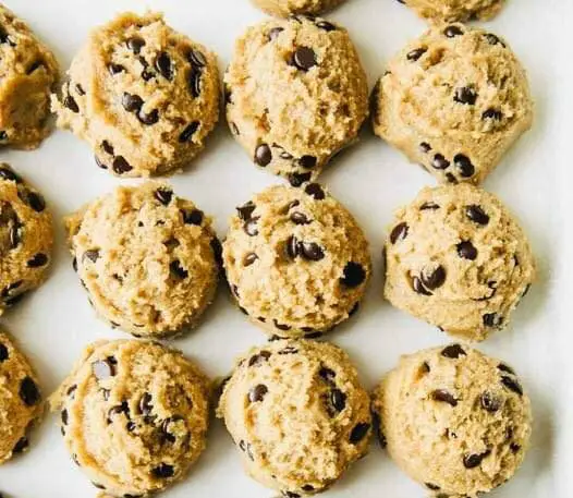 Biscotti 8 bicchieri: la ricetta senza burro e uova che prepari in un attimo!