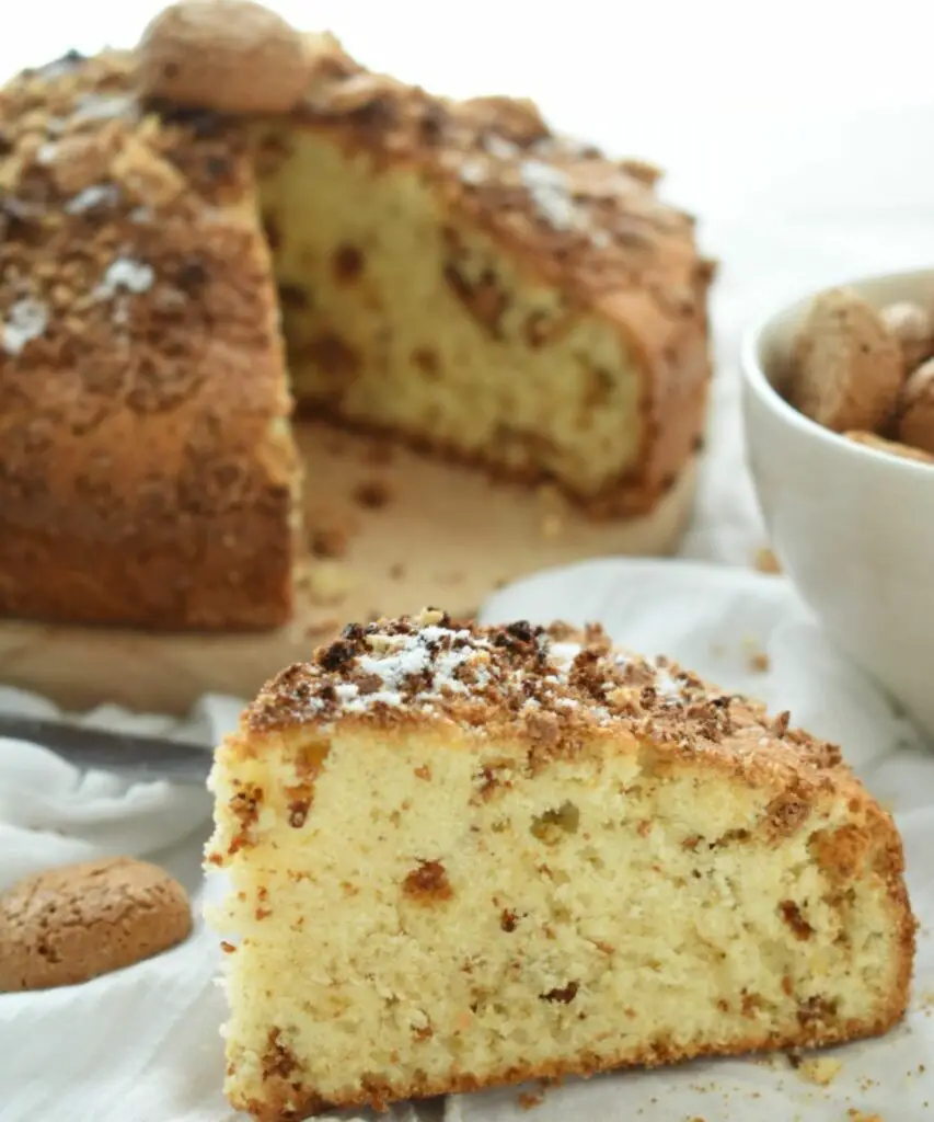 Torta agli amaretti morbidissima