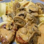 Medaglioni in salsa di crema di funghi, semplicemente deliziosi!