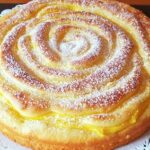 Fantastica torta di mele con crema pasticcera alla vaniglia, tutta la famiglia ne va pazza!