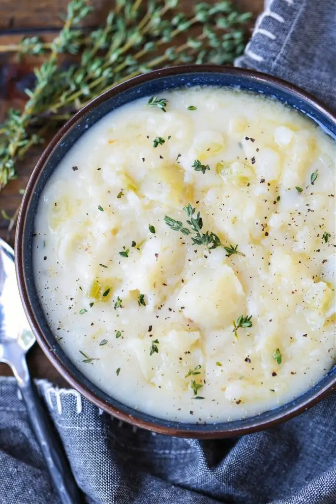 La migliore zuppa di patate fatta in casa