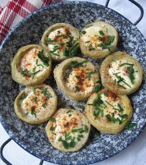 Involtini cinesi di cavolo e mozzarella