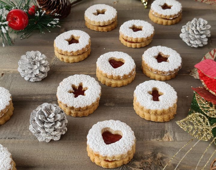 🍪 Biscotti Linzer preparati secondo la ricetta della nonna – classici, teneri e irresistibili!🍪