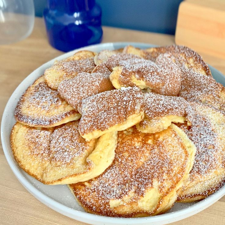 Le perfette e soffici frittelle di mele con quark: una delizia per tutte le colazioni !