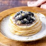 Pancakes allo yogurt e mele in 3 minuti – Il dolcetto veloce per un inizio di giornata perfetto!