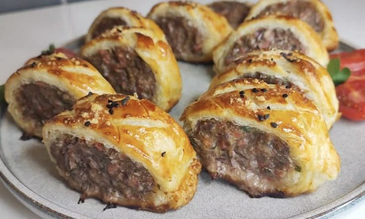 🥟 Sfogliatine piccanti con carne macinata e formaggio 🧀