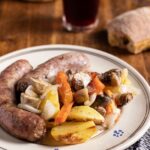 Salsiccia alla griglia con patate