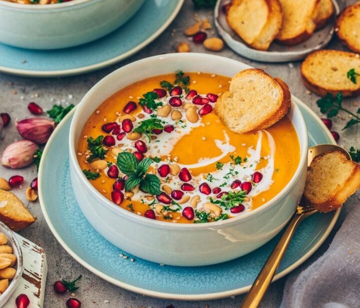 🥣 Zuppa di lenticchie rosse con patate dolci e latte di cocco 🌶️🥥