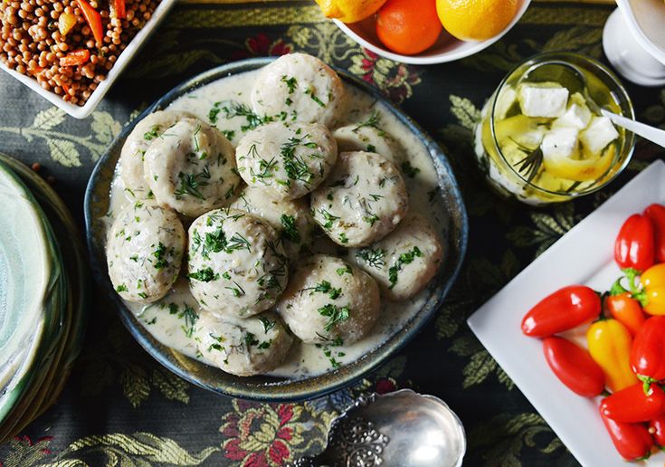 Gnocchi di spinaci con burro di noci e formaggio di montagna