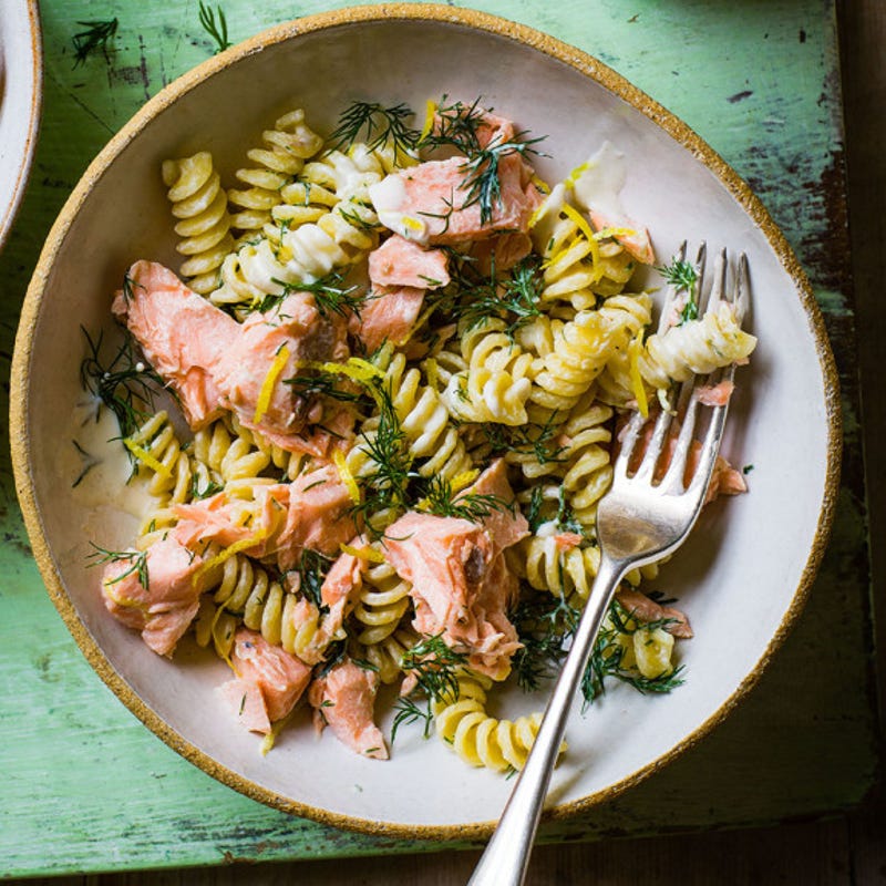 Pasta con salmone e salsa alla panna 🍝🐟